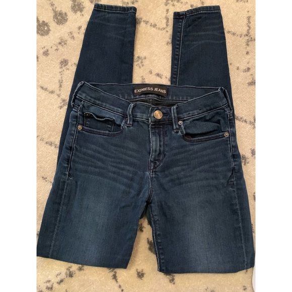 Express Jeans - Picture 2 of 5